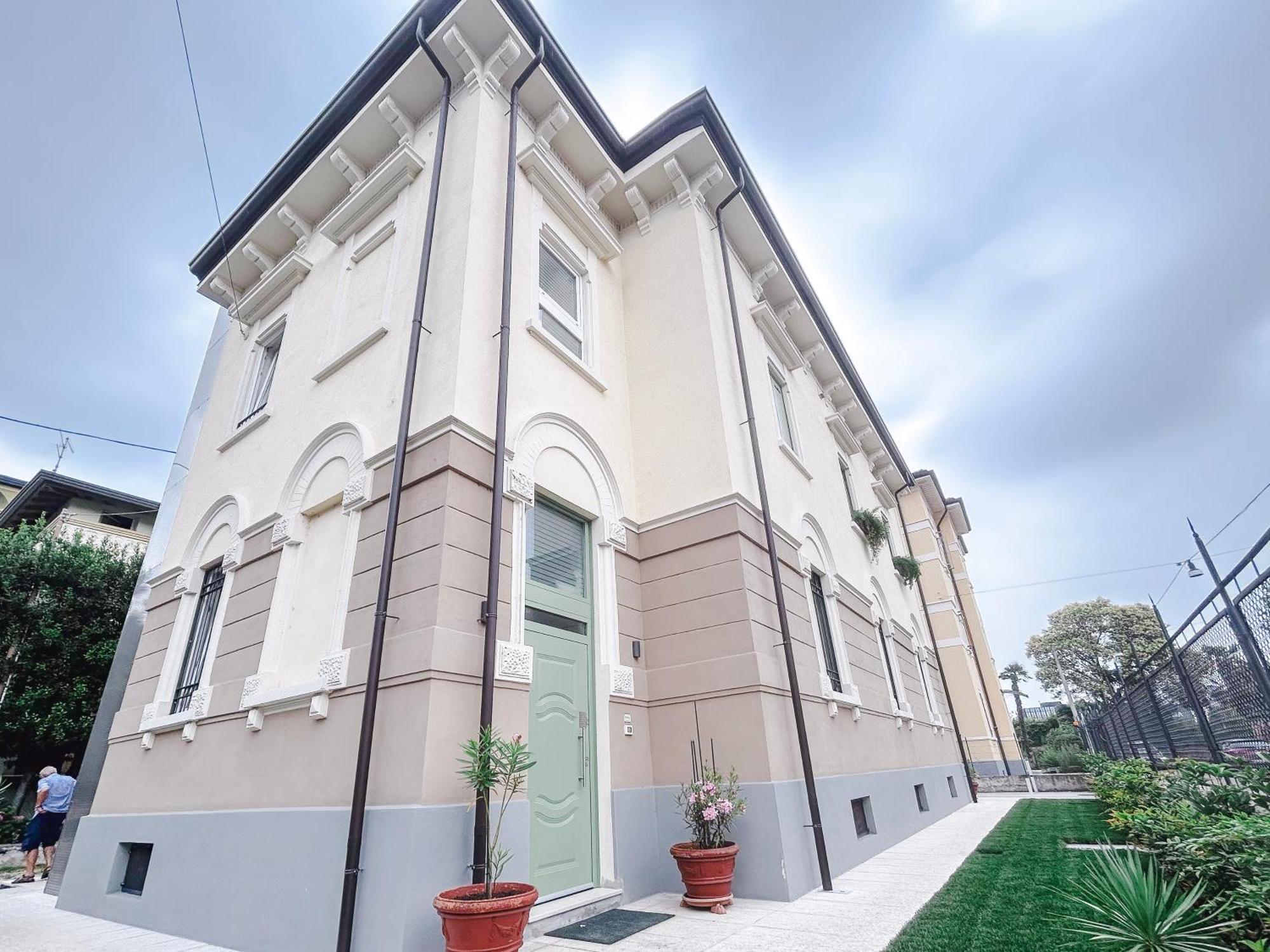 Via Poma Rooms Verona Exterior photo